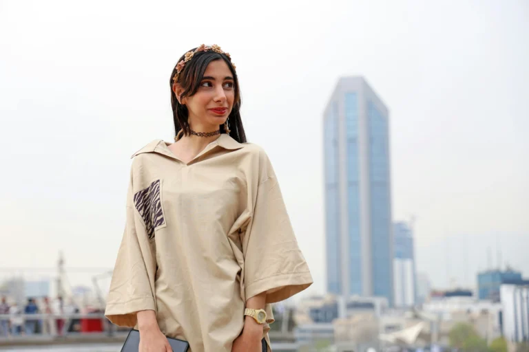 Your Ultimate Guide to the Burj Al Arab Dress Code (2025): What to Wear.
