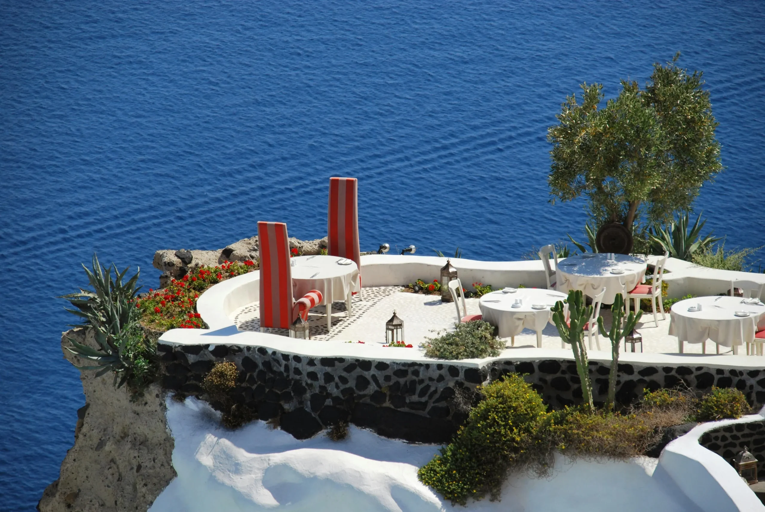 The exclusive Burj Al Arab Terrace with its freshwater and saltwater infinity pools.